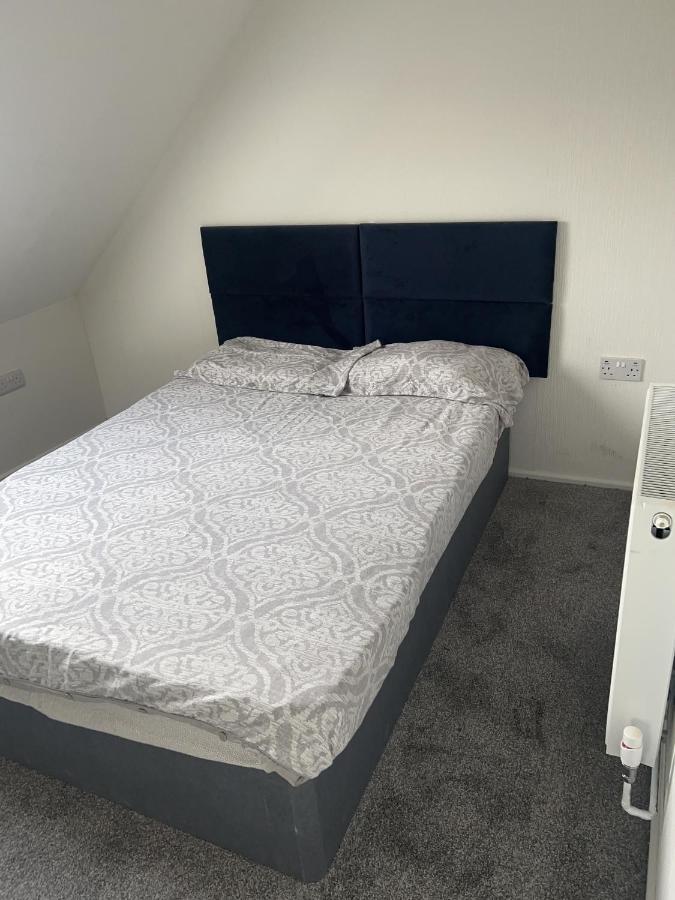 דירות פולקסטון Excellent 3Bed Flat מראה חיצוני תמונה