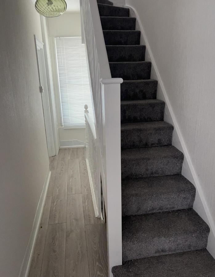 דירות פולקסטון Excellent 3Bed Flat מראה חיצוני תמונה